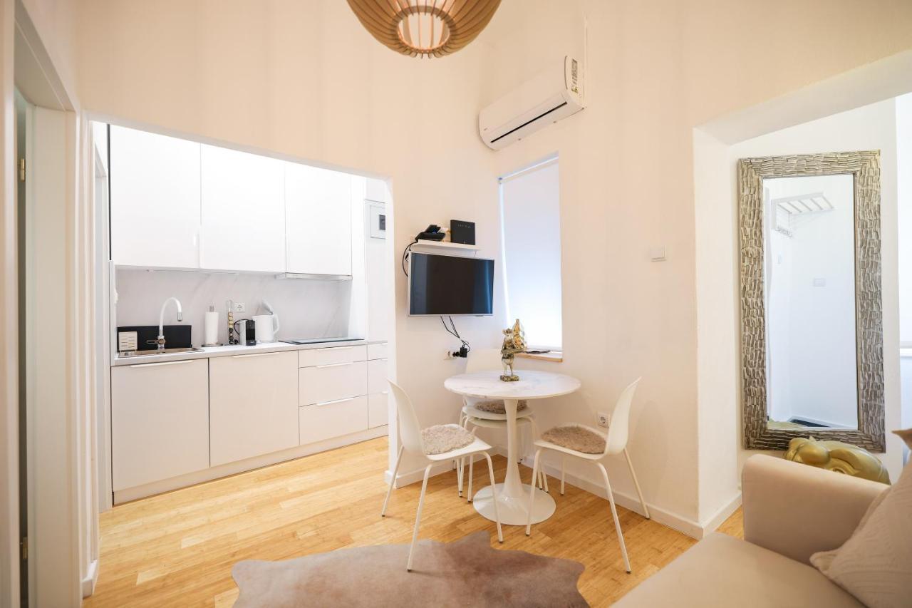 Iadra Apartment In City Center Zára Kültér fotó